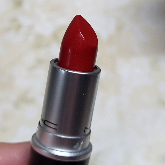 MAC Lustre Lipstick, 502 Cockney, NIB - Picture 2 of 7